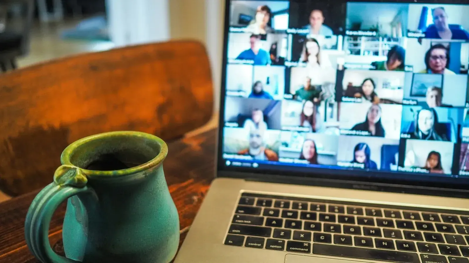 Landing Page para Webinar: Como Lotar a Sala